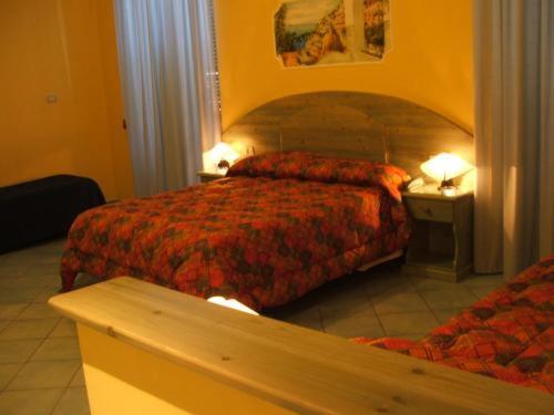 Triple Room image 2