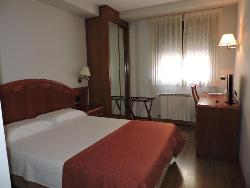 Double or Twin Room image 1