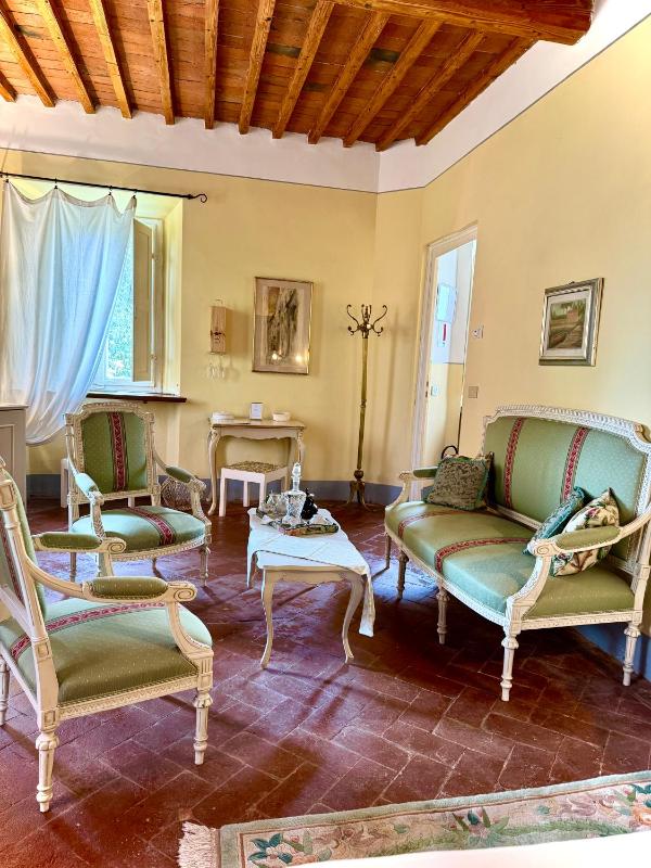Villa La Dogana - B&B with a lovely garden - Private parking - Slow living in an old-fashioned historical home - image 3