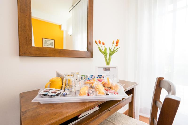 Superior Double Room image 3