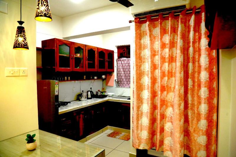 The Aster Apartment - image 2