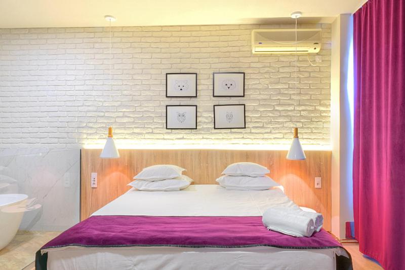 Deluxe Double Room image 2