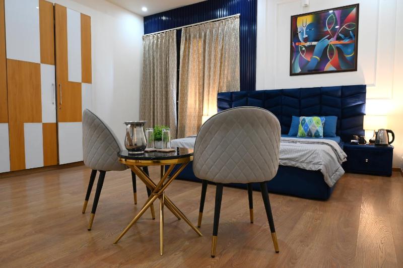Elegant Villa-Ideal for Shoots Retreats Families - image 18