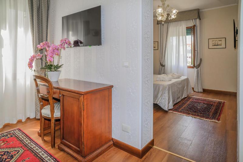 Junior Suite image 1