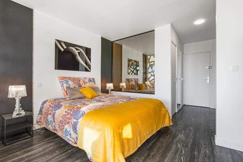 Blue Horizon Heliopolis Sea View Apartment in the Naturist Village - image 7