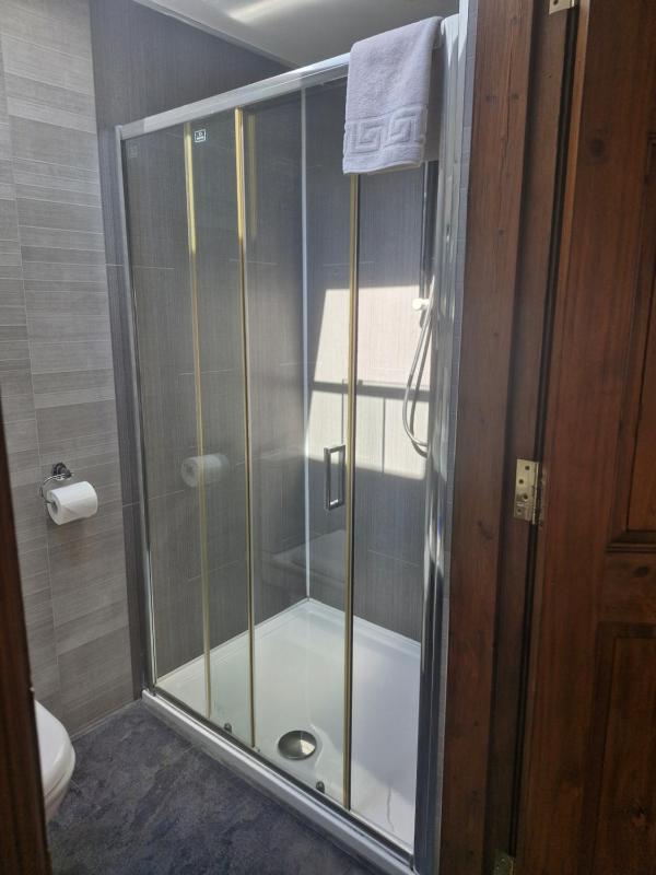 Superior Deluxe Double or Twin Room  image 4