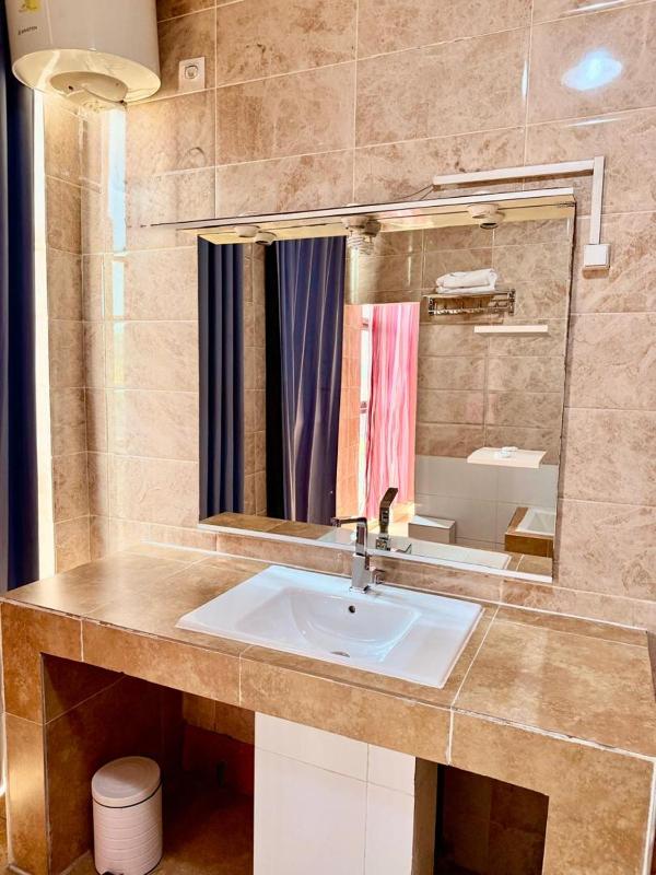 BEST HOTEL Aero-Batignoll - image 16