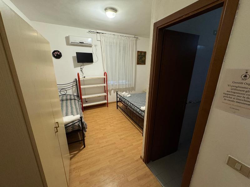 Double or Twin Room with Bathroom image 4