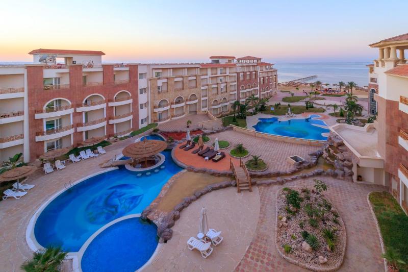 Royal Beach Serviced Apartments - image 10