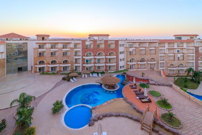 Royal Beach Serviced Apartments - image 12