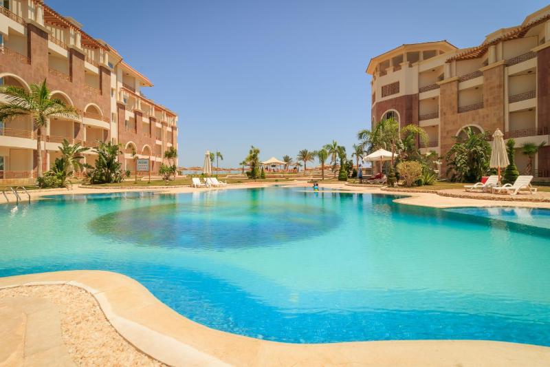 Royal Beach Serviced Apartments - image 15