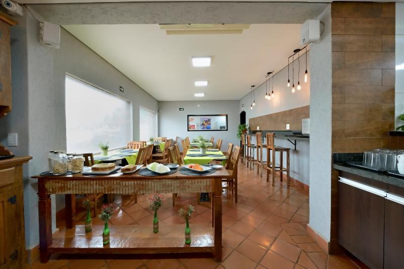 HOTEL SENADoR - image 38