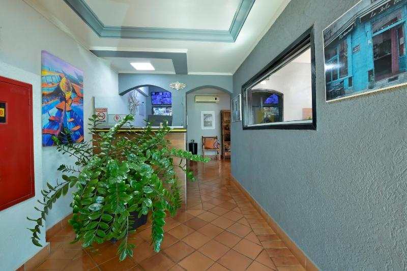 HOTEL SENADoR - image 32