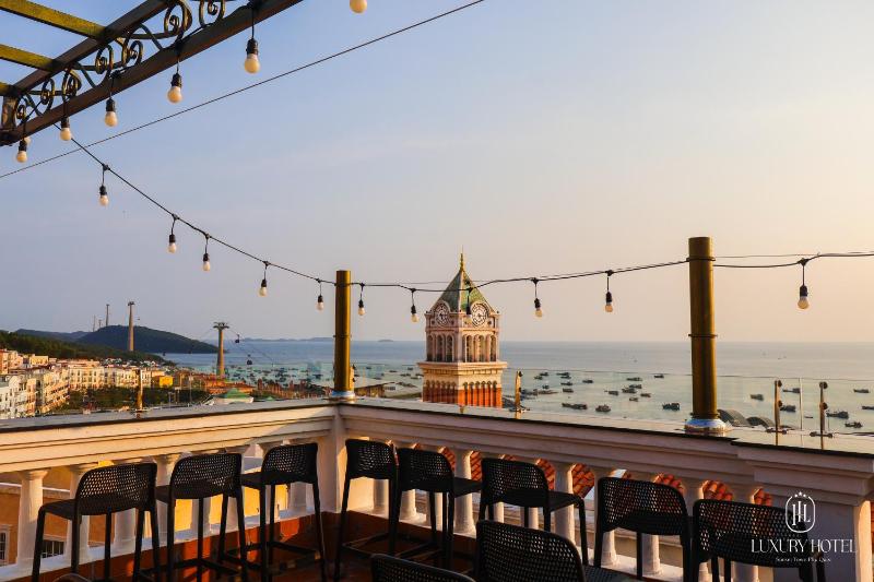 Luxury Hotel & Spa Milan 38 Sunset Town Hotel Phu Quoc - image 14