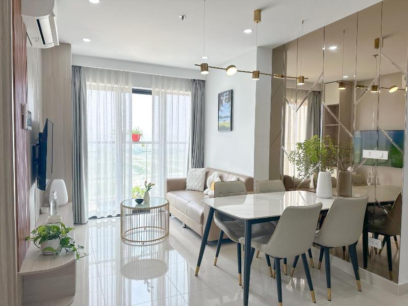 Hue Charm Apartment with Pool and Gym - image 14