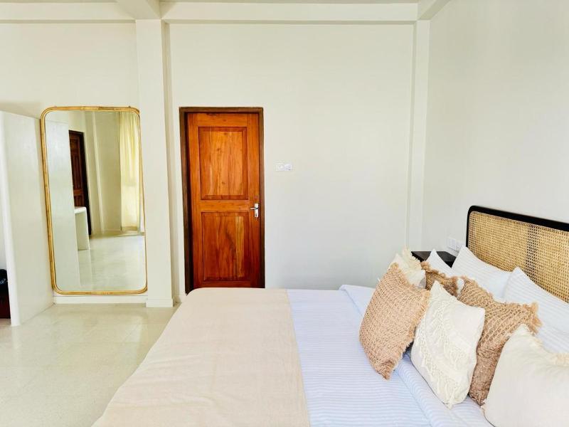 The Suite by Ceilao Villas - image 7