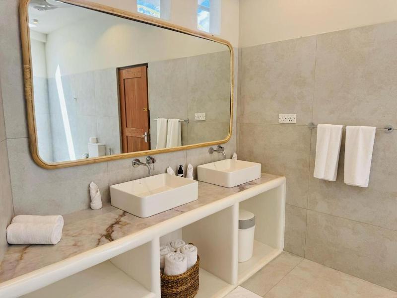 The Suite by Ceilao Villas - image 10