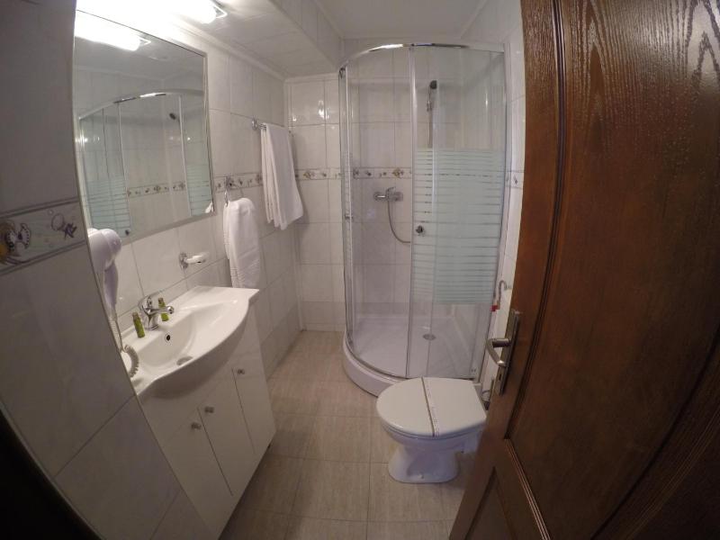 Double or Twin Room image 2