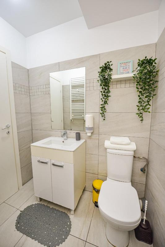 Dracula Adventure Tours Accommodation - image 7
