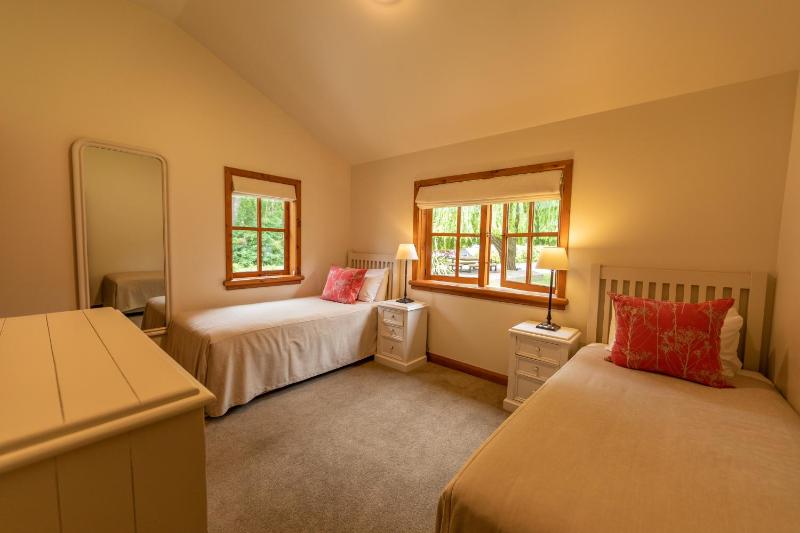 Wanaka Homestead Lodge & Cottages - image 24