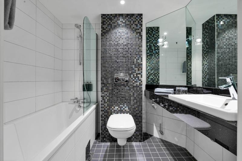 Standard Twin Room image 2