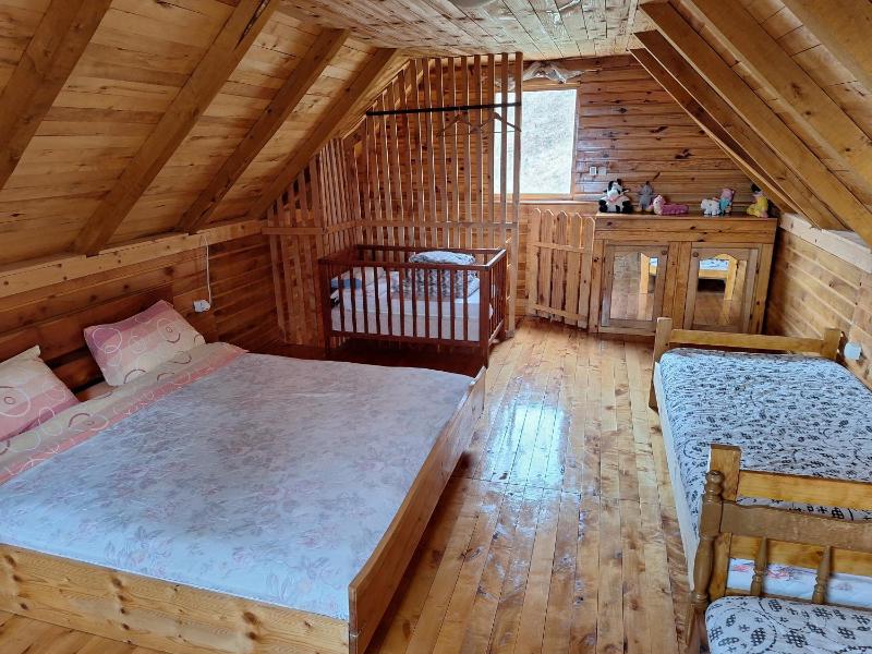 Chalet image 2
