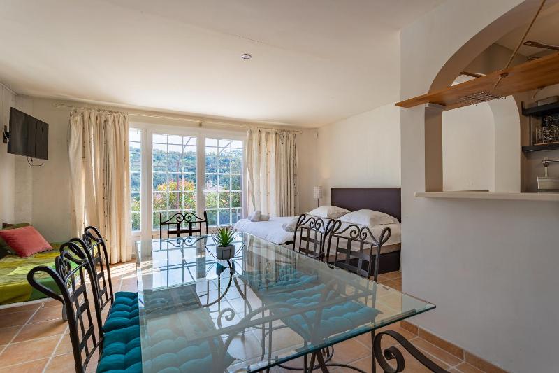 VILLA JUSTINE VI4239 By Riviera Holiday Homes - image 24