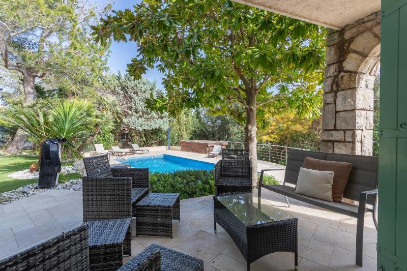 VILLA JUSTINE VI4239 By Riviera Holiday Homes - image 38