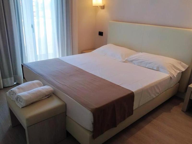 Single Room (Dus) image 1