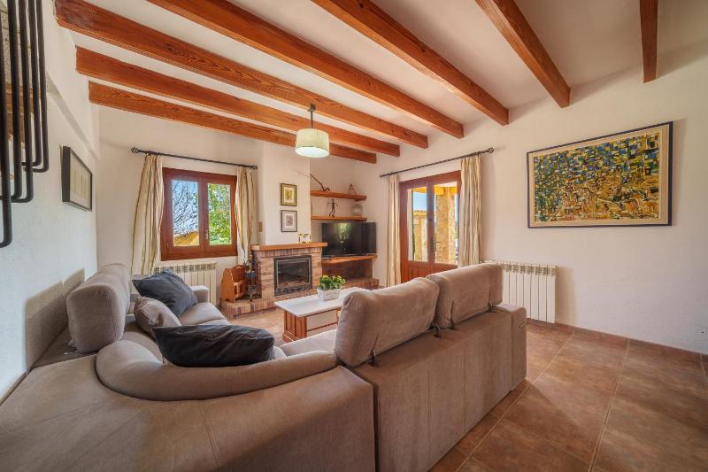 Villa Can Patriarca with Pool Garden Mountain Views Only Families - image 31