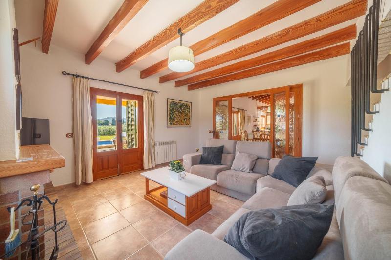 Villa Can Patriarca with Pool Garden Mountain Views Only Families - image 20