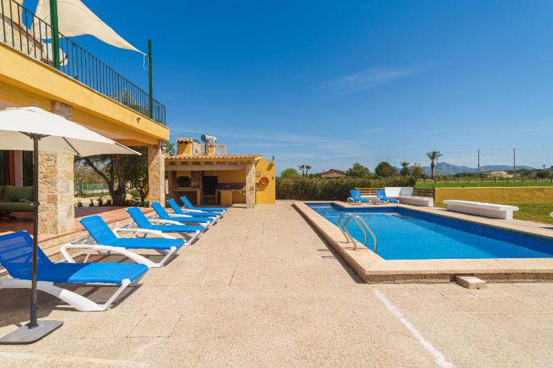 Villa Can Patriarca with Pool Garden Mountain Views Only Families - image 34