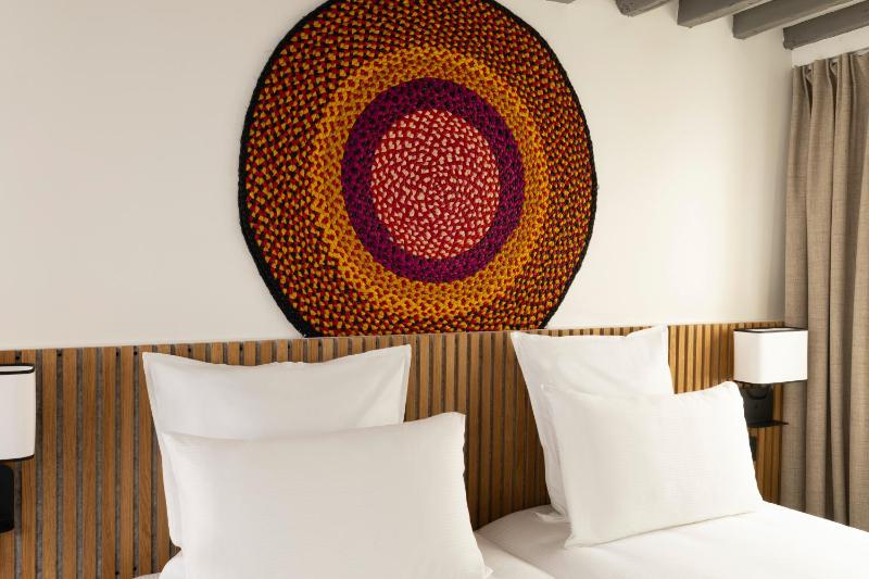 Superior Double Room image 3