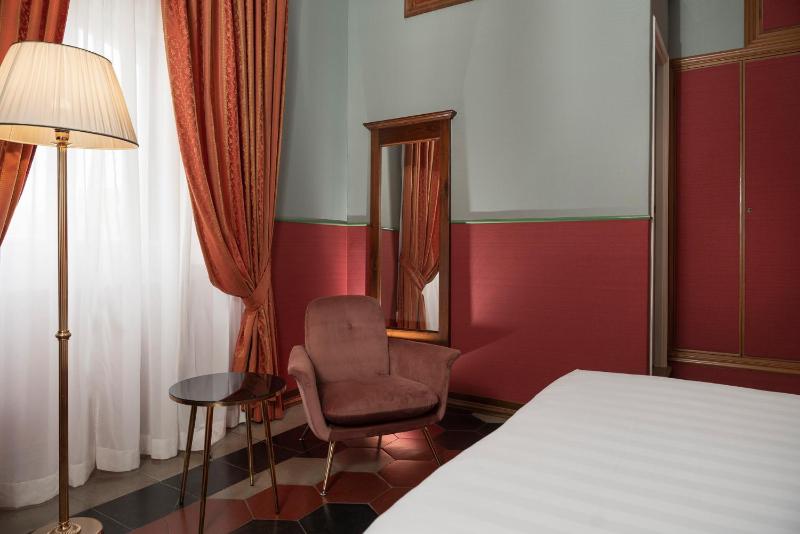 Superior Double or Twin Room image 1