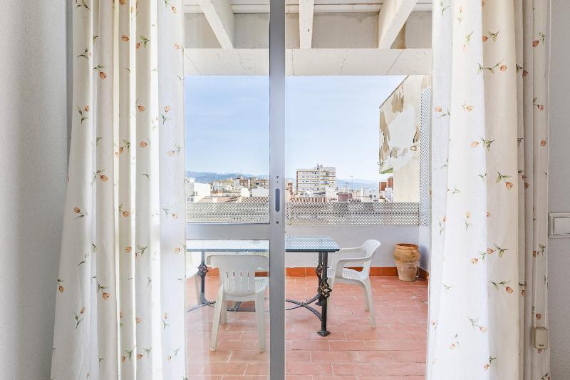 A&N Spacious Terrace Family Apartment Downtown - image 33