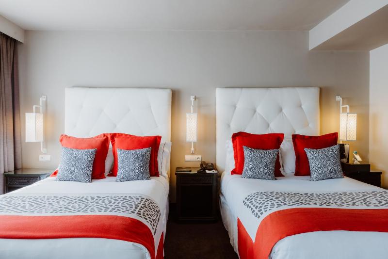 Superior City View Room With Twin Beds  image 1