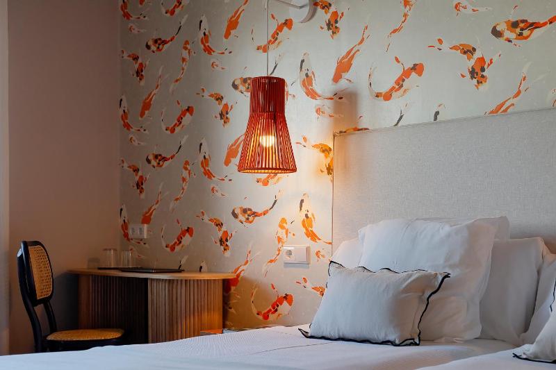 Double or Twin Room with Sea View image 4