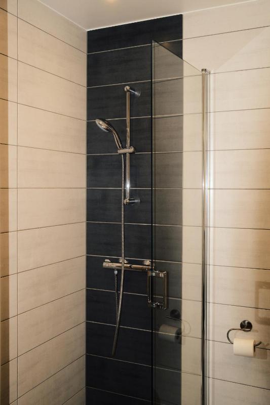 Double or Twin Room image 3