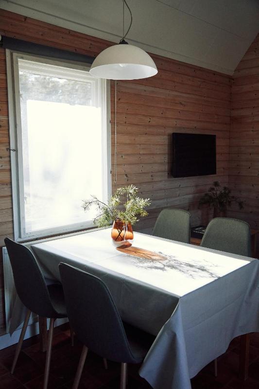 Cottage image 4