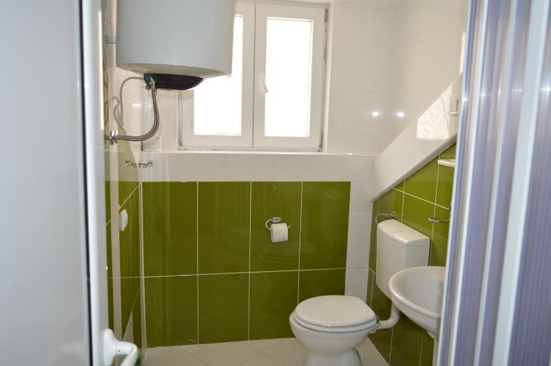 One-Bedroom Apartment with Sea View (4 Adults) image 2