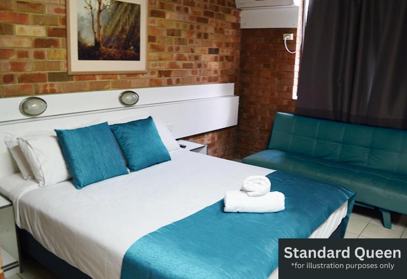 Standard Queen Room image 3