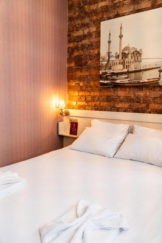 Standard Single Room image 4