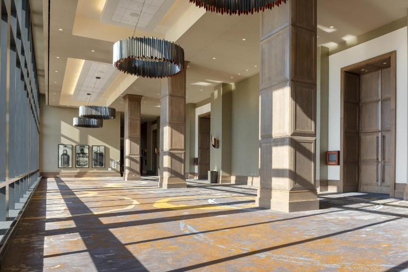 Omni Louisville Hotel - image 29