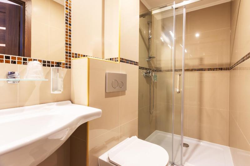 Standard Double Room image 2