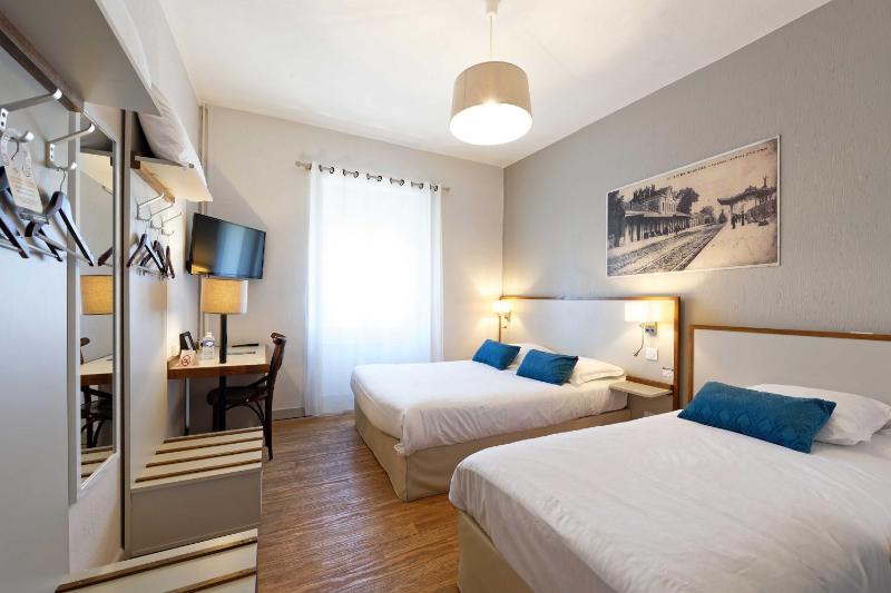 Triple Room image 1