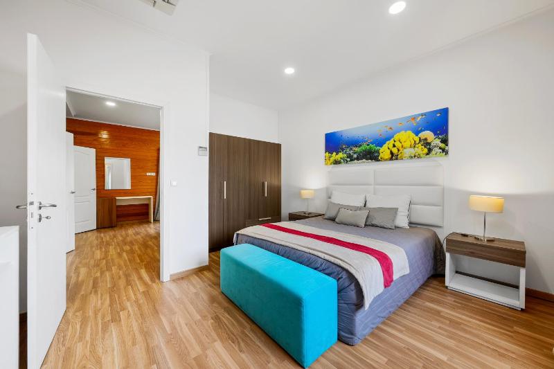 Two-Bedroom Bungalow image 1