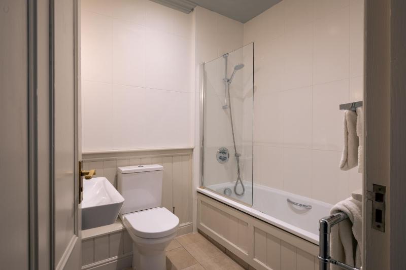 Luxury Double Room with View image 3