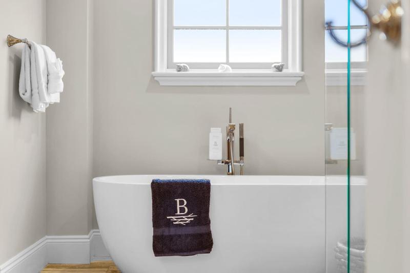 Casa Del Oro Penthouse at Barrett Square - Downtown Rosemary Beach Pool &Hot Tub Access - image 2