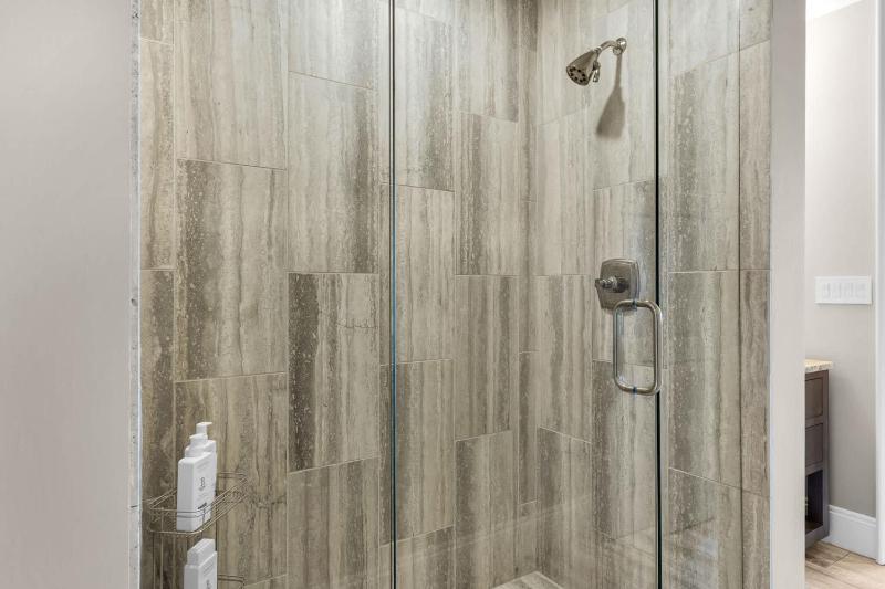 Casa Del Oro Penthouse at Barrett Square - Downtown Rosemary Beach Pool &Hot Tub Access - image 49