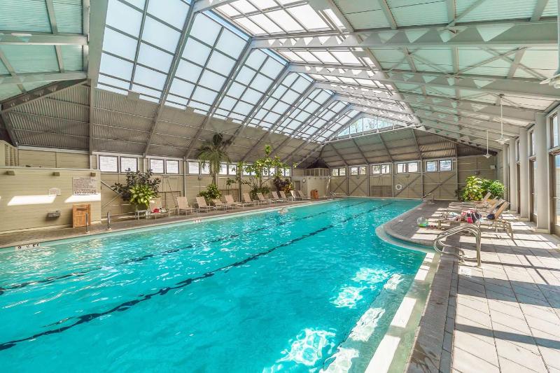Casa Del Oro Penthouse at Barrett Square - Downtown Rosemary Beach Pool &Hot Tub Access - image 46